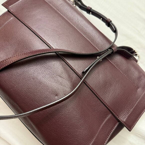 Beautiful Givenchy Shark Bag - Picture 12 of 14